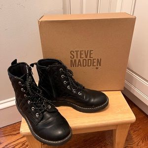 Steve Madden girls boots sz 3